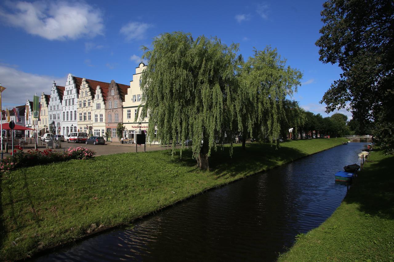 Jugendherberge Friedrichstadt Exterior photo